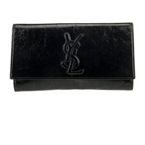 Yves Saint Laurent
Patent Leather Clutch
